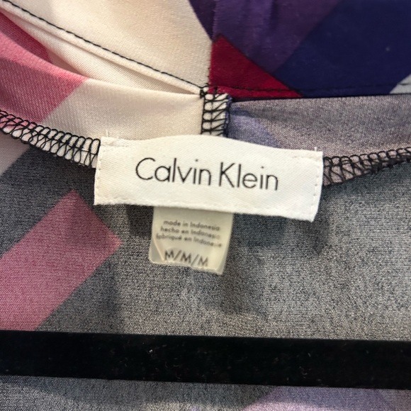 Calvin Klein top - Picture 3 of 4